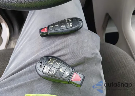 2013 Dodge Grand Caravan Sxt from USA, damaged, VIN 2C4RDGCG5DR552523